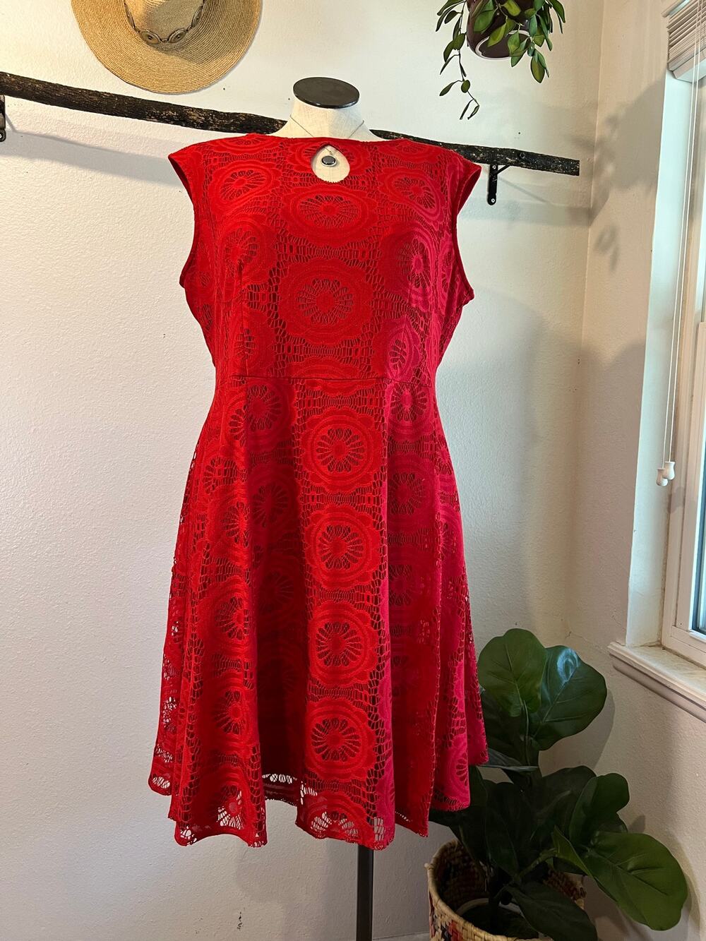 London Times Red Lace Round Lace Key Hole Fit & Flare Dress Size 18W